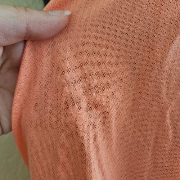 Lululemon No Limits Tank with Striped Bra - Picture 5 of 9